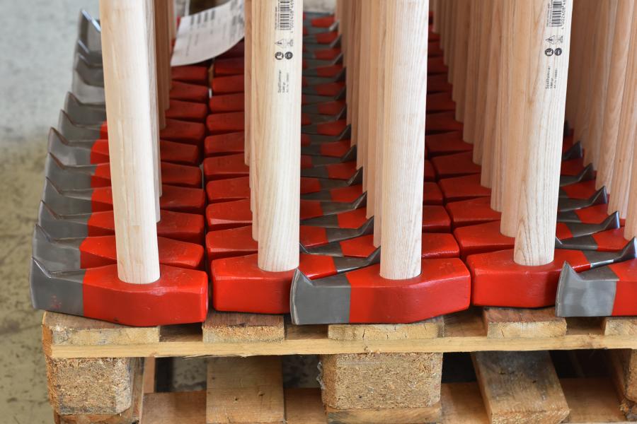Axes Mauls and Hatchets From a Third-Generation German Axe Maker