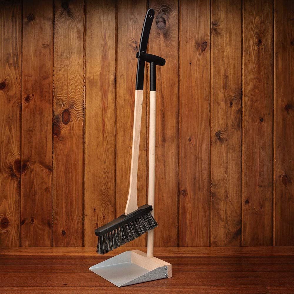 Stand-Up Dustpan and Broom