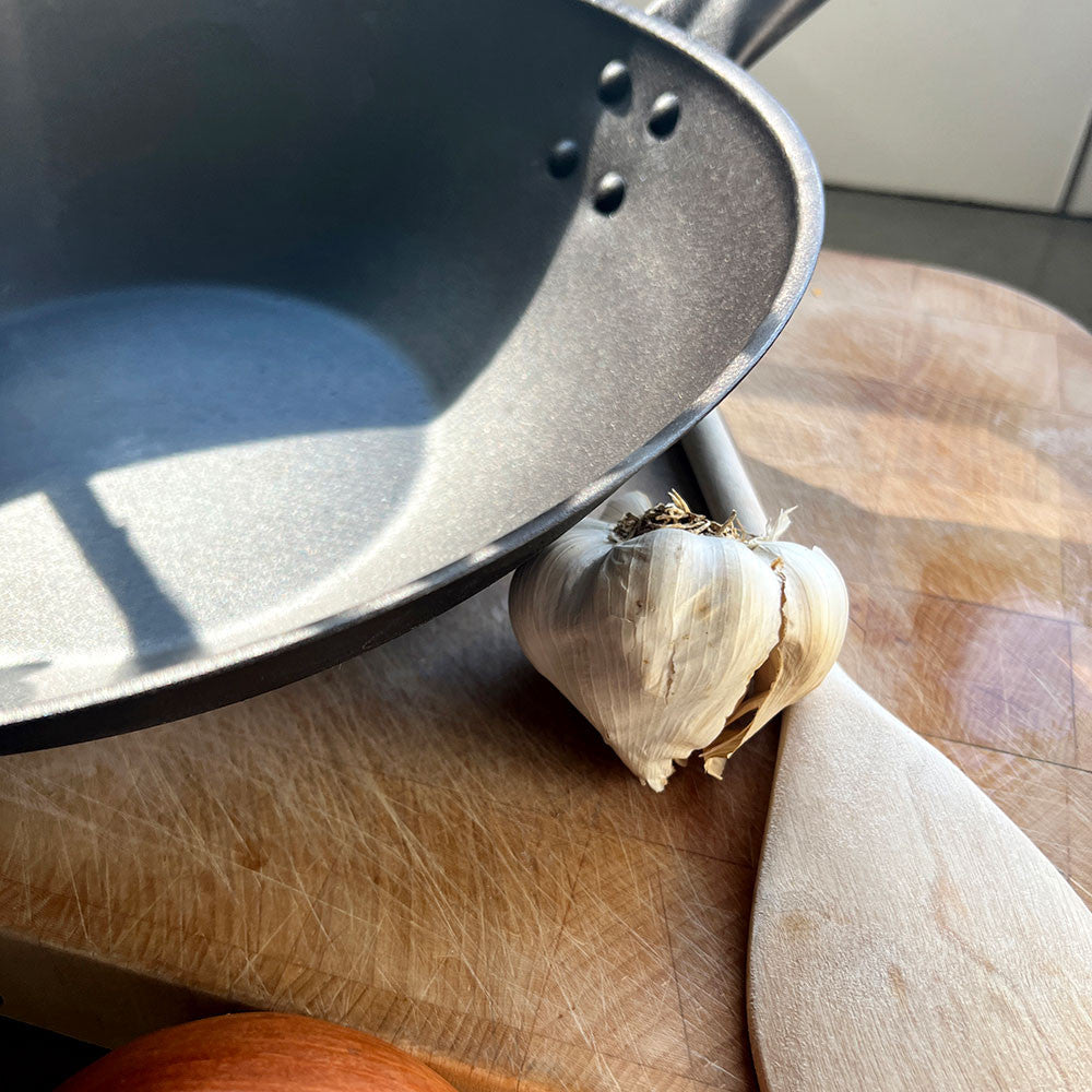 Long-Handled Spun Iron Wok