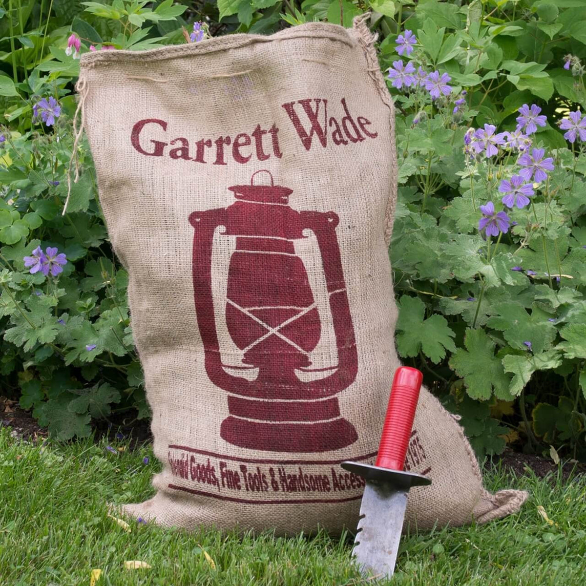 Professional Gardener's Digging Tool