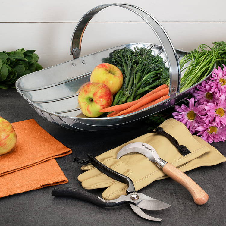 Vintage Inspired Garden Trug