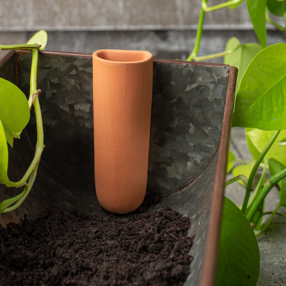 Terracotta Garden Hydrator