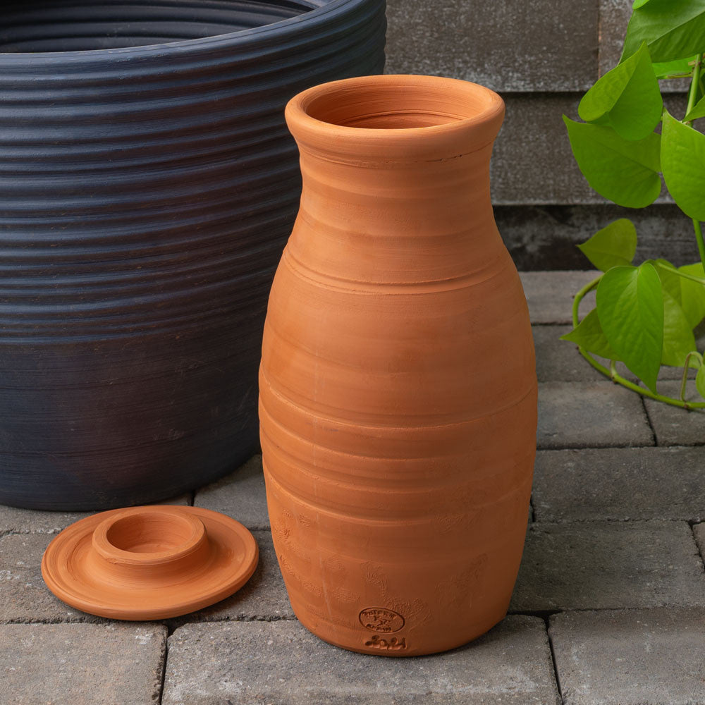 Traditional Vase Terracotta Garden Hydrator